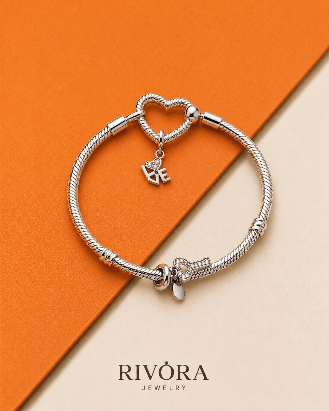 THE HEART OF RIVORA BRACELET  ( SILVER )